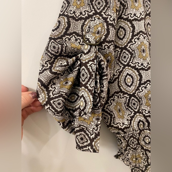 Michael Kors Large Brown Patterned Blouse with Buckle Sleeves - Picture 4 of 8